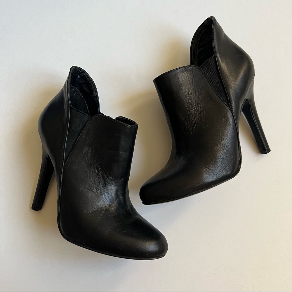 BCBGeneration Black Leather High Heel Booties 6.5 M